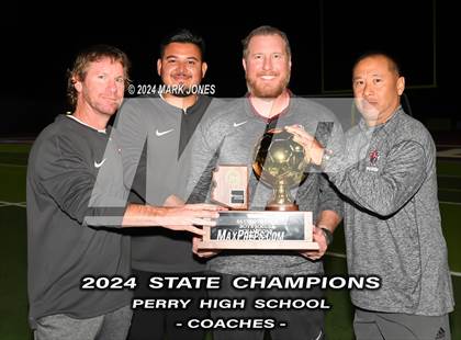 Thumbnail 3 in Perry vs. San Luis (AIA 6A Final - Awards) photogallery.