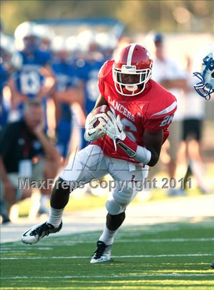 Thumbnail 3 in Bingham vs. Orange Lutheran (Mission Viejo Football Classic) photogallery.