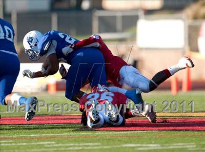 Thumbnail 1 in Bingham vs. Orange Lutheran (Mission Viejo Football Classic) photogallery.