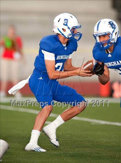 Thumbnail 1 in Bingham vs. Orange Lutheran (Mission Viejo Football Classic) photogallery.