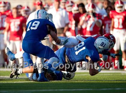 Thumbnail 2 in Bingham vs. Orange Lutheran (Mission Viejo Football Classic) photogallery.