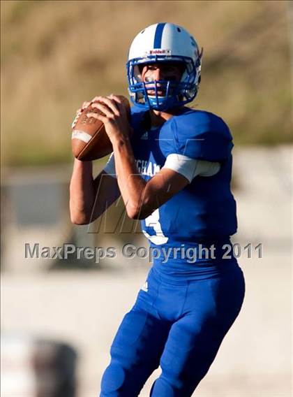 Thumbnail 3 in Bingham vs. Orange Lutheran (Mission Viejo Football Classic) photogallery.