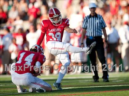Thumbnail 2 in Bingham vs. Orange Lutheran (Mission Viejo Football Classic) photogallery.
