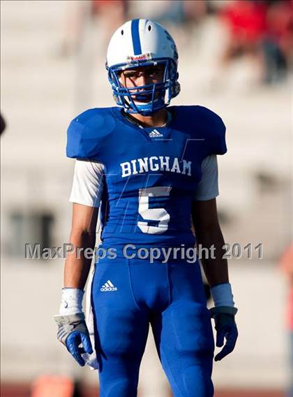 Thumbnail 3 in Bingham vs. Orange Lutheran (Mission Viejo Football Classic) photogallery.