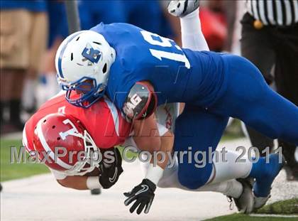 Thumbnail 2 in Bingham vs. Orange Lutheran (Mission Viejo Football Classic) photogallery.