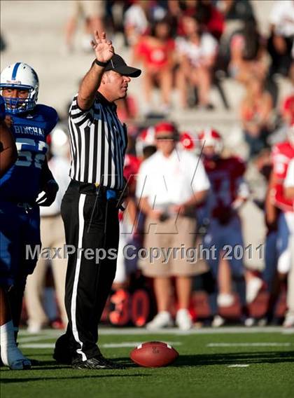 Thumbnail 2 in Bingham vs. Orange Lutheran (Mission Viejo Football Classic) photogallery.