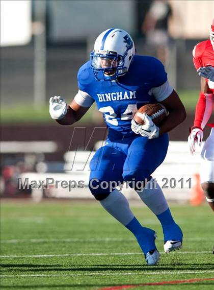 Thumbnail 3 in Bingham vs. Orange Lutheran (Mission Viejo Football Classic) photogallery.