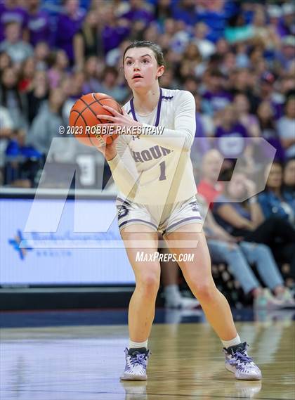 Thumbnail 3 in Boerne vs. Sunnyvale (UIL 4A Basketball State Semifinal) photogallery.