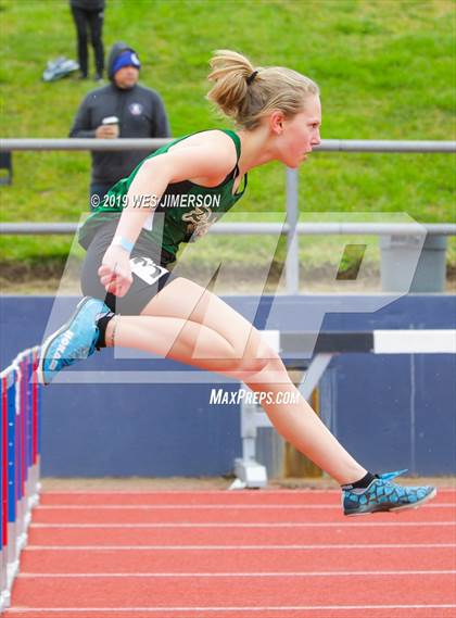 Thumbnail 3 in Title IX Invitational photogallery.