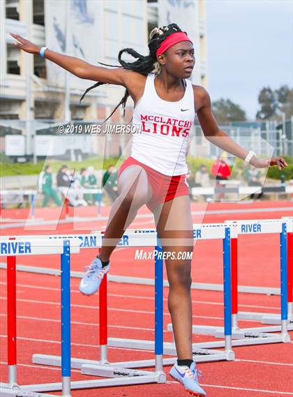 Thumbnail 2 in Title IX Invitational photogallery.
