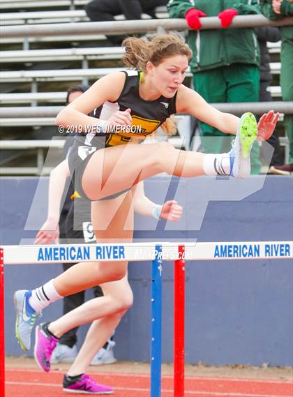 Thumbnail 2 in Title IX Invitational photogallery.