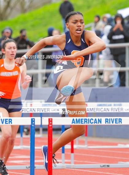 Thumbnail 2 in Title IX Invitational photogallery.