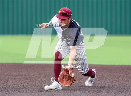 Thumbnail 3 in Collinsville vs Muenster (UIL 2A Baseball Area) photogallery.