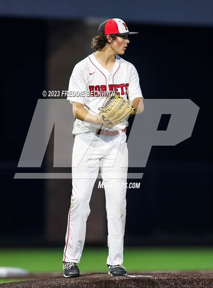 Thumbnail 2 in Collinsville vs Muenster (UIL 2A Baseball Area) photogallery.