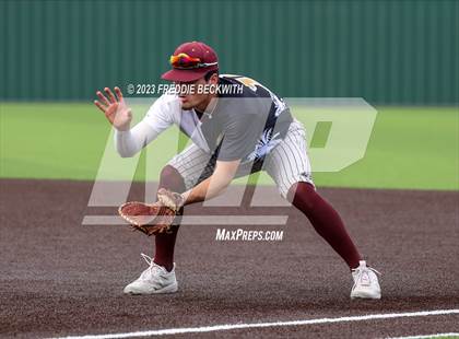Thumbnail 3 in Collinsville vs Muenster (UIL 2A Baseball Area) photogallery.