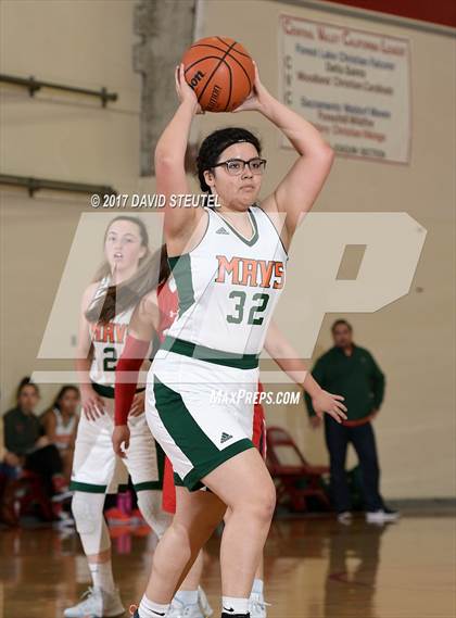 Thumbnail 2 in Turlock Christian vs. Mesa Verde (Viking Classic) photogallery.