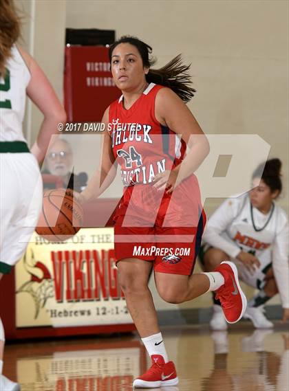 Thumbnail 2 in Turlock Christian vs. Mesa Verde (Viking Classic) photogallery.