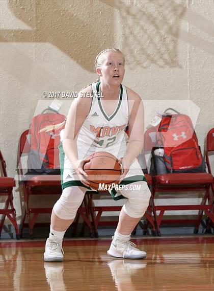 Thumbnail 3 in Turlock Christian vs. Mesa Verde (Viking Classic) photogallery.