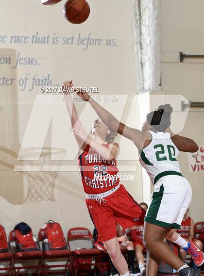 Thumbnail 3 in Turlock Christian vs. Mesa Verde (Viking Classic) photogallery.