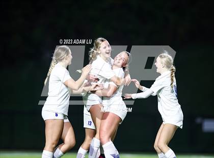 Thumbnail 3 in Bothell vs. Redmond photogallery.