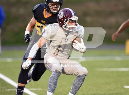Thumbnail 2 in Loomis Chaffee @ Trinity-Pawling photogallery.