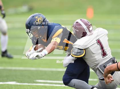 Thumbnail 3 in Loomis Chaffee @ Trinity-Pawling photogallery.