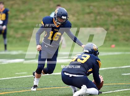 Thumbnail 3 in Loomis Chaffee @ Trinity-Pawling photogallery.