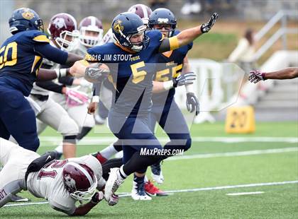 Thumbnail 2 in Loomis Chaffee @ Trinity-Pawling photogallery.