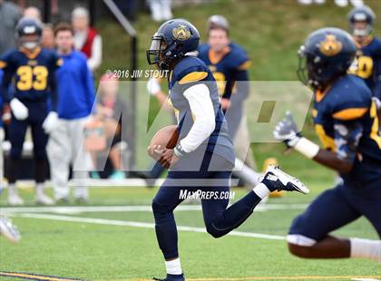 Thumbnail 3 in Loomis Chaffee @ Trinity-Pawling photogallery.