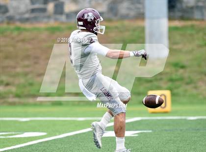 Thumbnail 2 in Loomis Chaffee @ Trinity-Pawling photogallery.