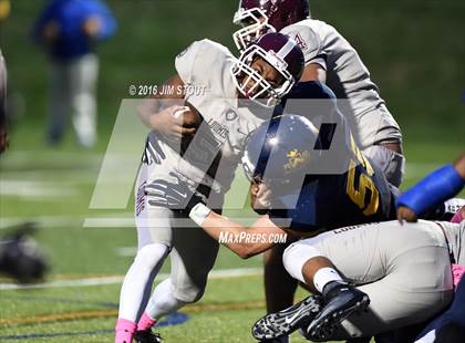 Thumbnail 2 in Loomis Chaffee @ Trinity-Pawling photogallery.
