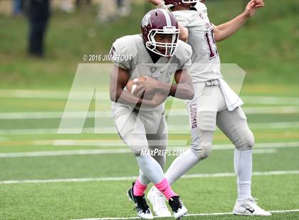 Thumbnail 2 in Loomis Chaffee @ Trinity-Pawling photogallery.