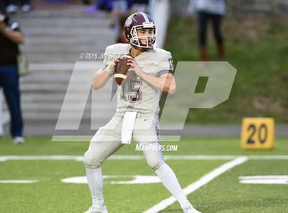 Thumbnail 3 in Loomis Chaffee @ Trinity-Pawling photogallery.