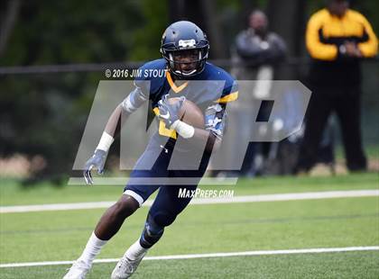 Thumbnail 3 in Loomis Chaffee @ Trinity-Pawling photogallery.