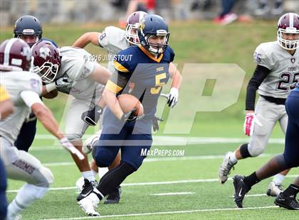 Thumbnail 3 in Loomis Chaffee @ Trinity-Pawling photogallery.