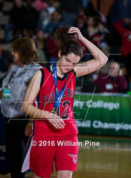 Thumbnail 3 in Jamesville-DeWitt vs. Floral Park Memorial (NYSPHSAA Class A Final) photogallery.