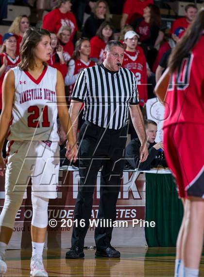 Thumbnail 2 in Jamesville-DeWitt vs. Floral Park Memorial (NYSPHSAA Class A Final) photogallery.