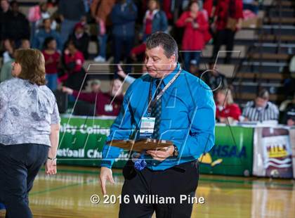 Thumbnail 3 in Jamesville-DeWitt vs. Floral Park Memorial (NYSPHSAA Class A Final) photogallery.