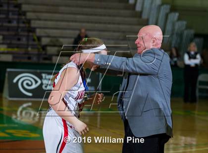 Thumbnail 3 in Jamesville-DeWitt vs. Floral Park Memorial (NYSPHSAA Class A Final) photogallery.