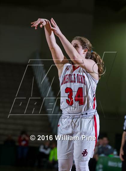 Thumbnail 3 in Jamesville-DeWitt vs. Floral Park Memorial (NYSPHSAA Class A Final) photogallery.