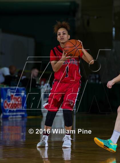 Thumbnail 3 in Jamesville-DeWitt vs. Floral Park Memorial (NYSPHSAA Class A Final) photogallery.