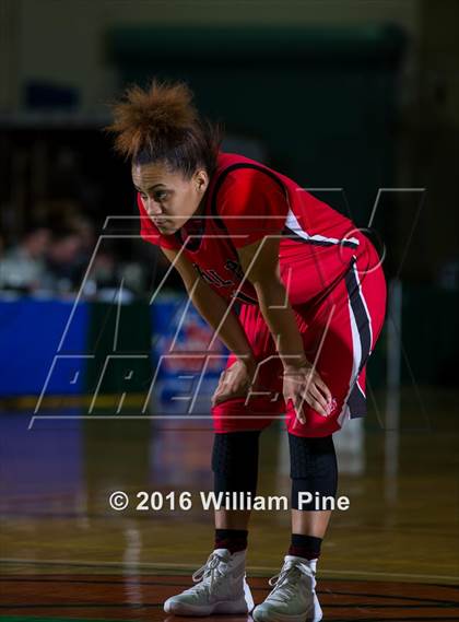 Thumbnail 2 in Jamesville-DeWitt vs. Floral Park Memorial (NYSPHSAA Class A Final) photogallery.