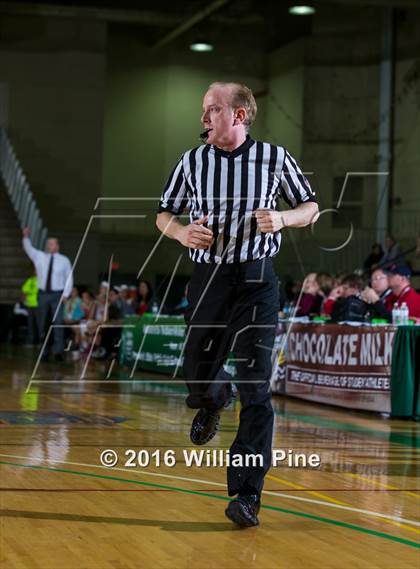 Thumbnail 1 in Jamesville-DeWitt vs. Floral Park Memorial (NYSPHSAA Class A Final) photogallery.