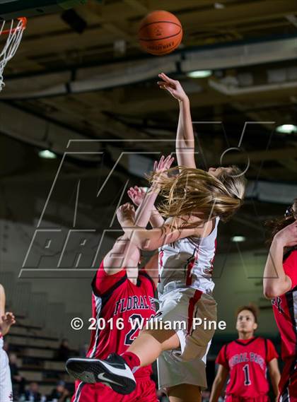 Thumbnail 3 in Jamesville-DeWitt vs. Floral Park Memorial (NYSPHSAA Class A Final) photogallery.