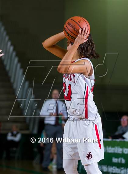 Thumbnail 1 in Jamesville-DeWitt vs. Floral Park Memorial (NYSPHSAA Class A Final) photogallery.