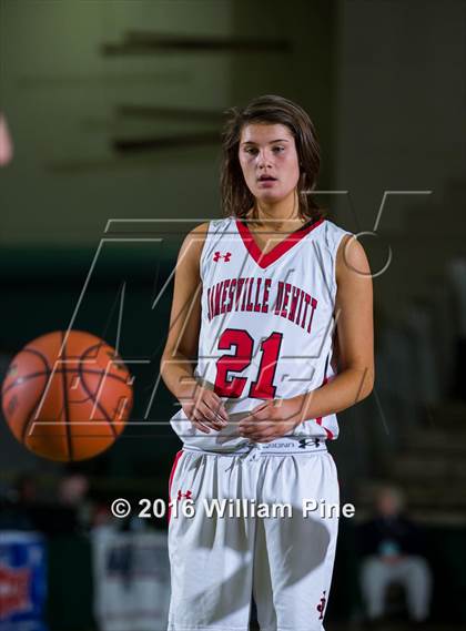 Thumbnail 1 in Jamesville-DeWitt vs. Floral Park Memorial (NYSPHSAA Class A Final) photogallery.