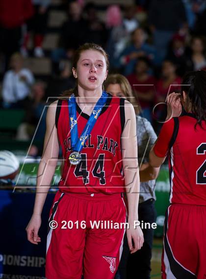 Thumbnail 2 in Jamesville-DeWitt vs. Floral Park Memorial (NYSPHSAA Class A Final) photogallery.