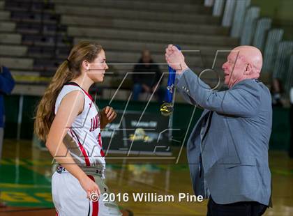Thumbnail 3 in Jamesville-DeWitt vs. Floral Park Memorial (NYSPHSAA Class A Final) photogallery.