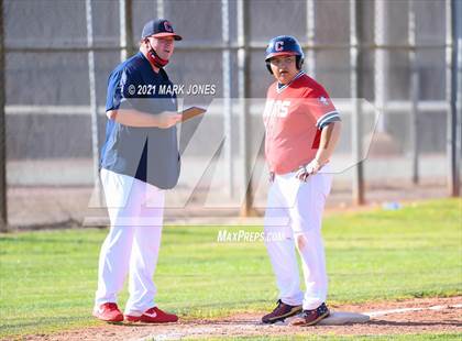 Thumbnail 2 in Cortez vs. Coronado photogallery.