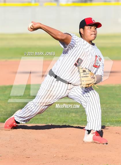 Thumbnail 1 in Cortez vs. Coronado photogallery.